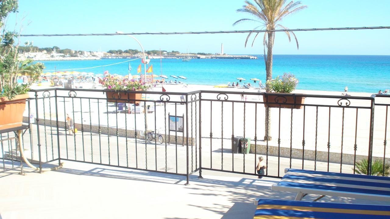 Hotel Riviera San Vito Lo Capo Phòng bức ảnh